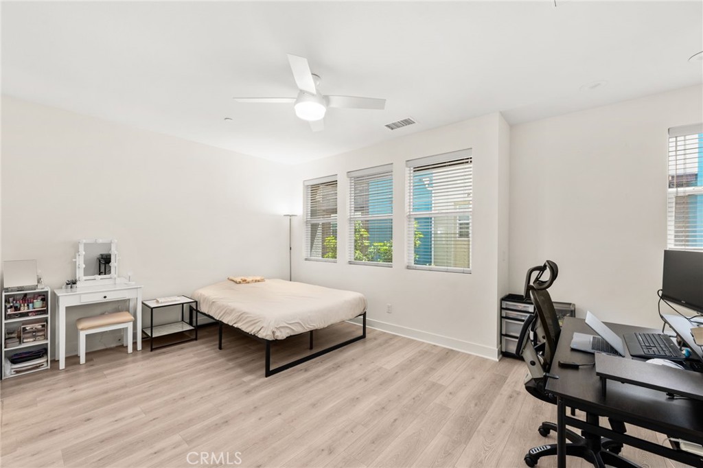 921 E Mason Lane 28