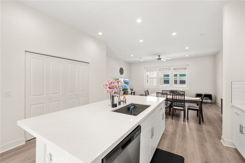 921 E Mason Lane 28