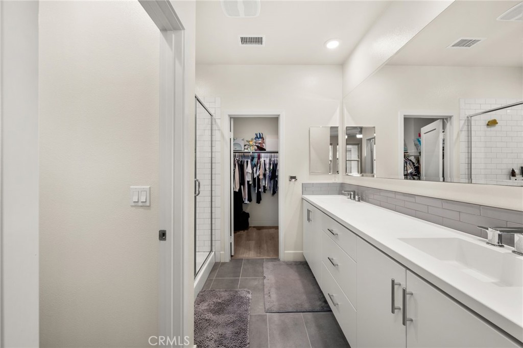 921 E Mason Lane 28