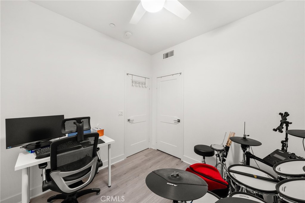 921 E Mason Lane 28