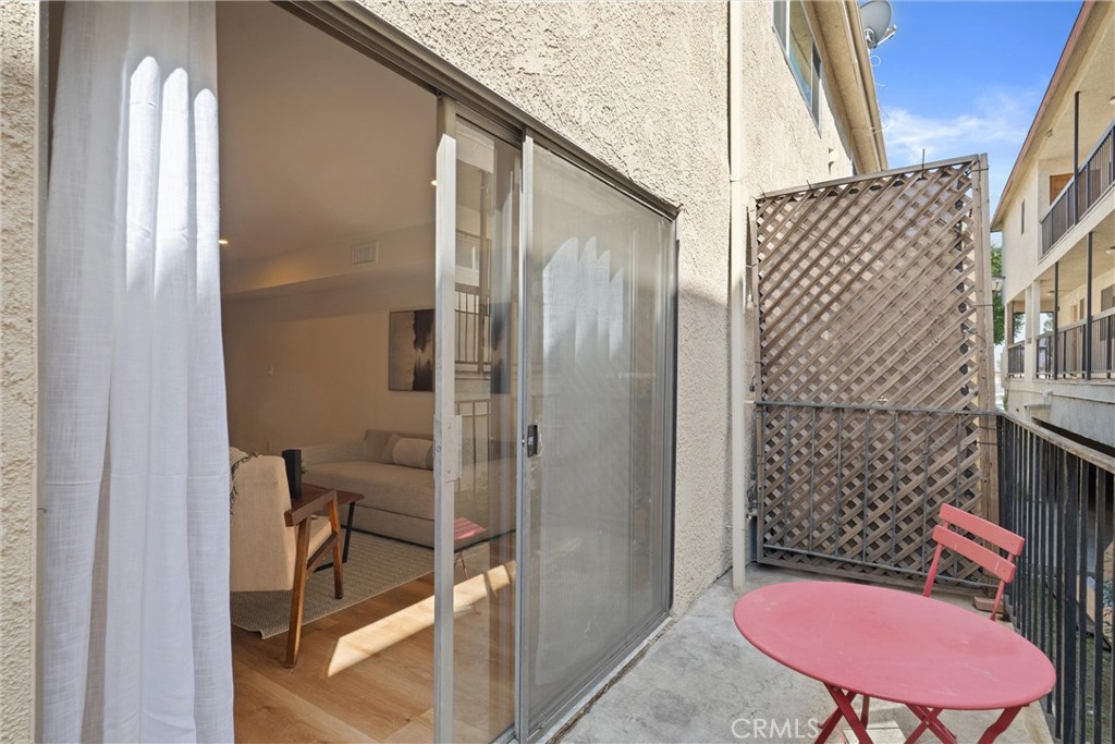 525 E Verdugo Avenue E