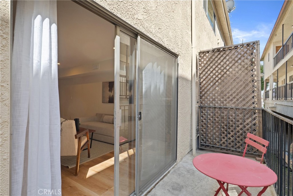 525 E Verdugo Avenue E
