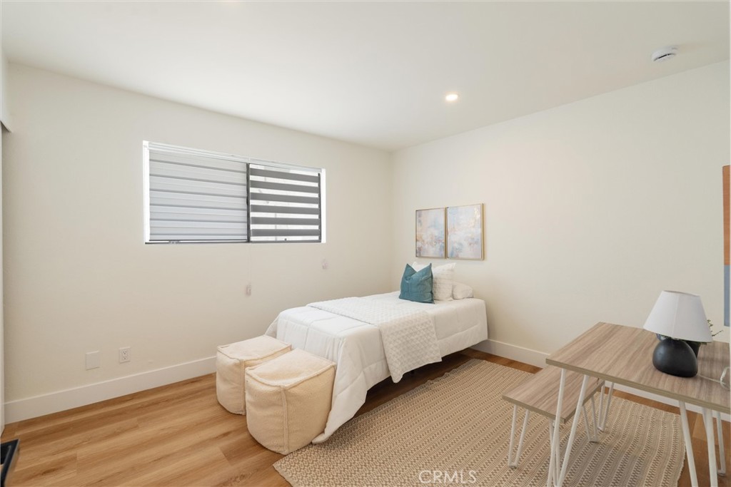 525 E Verdugo Avenue E