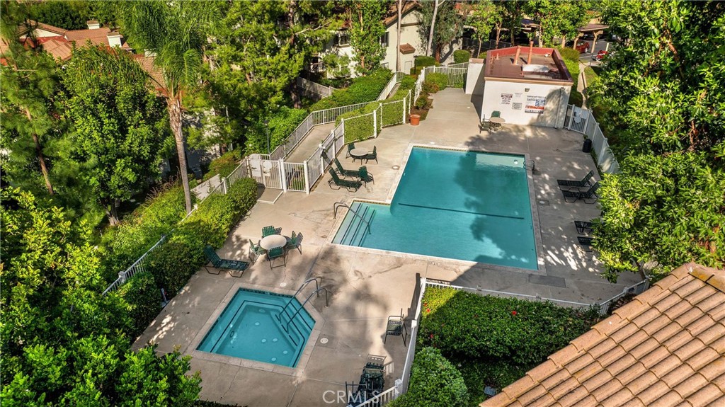 22709 Lakeway Dr 493