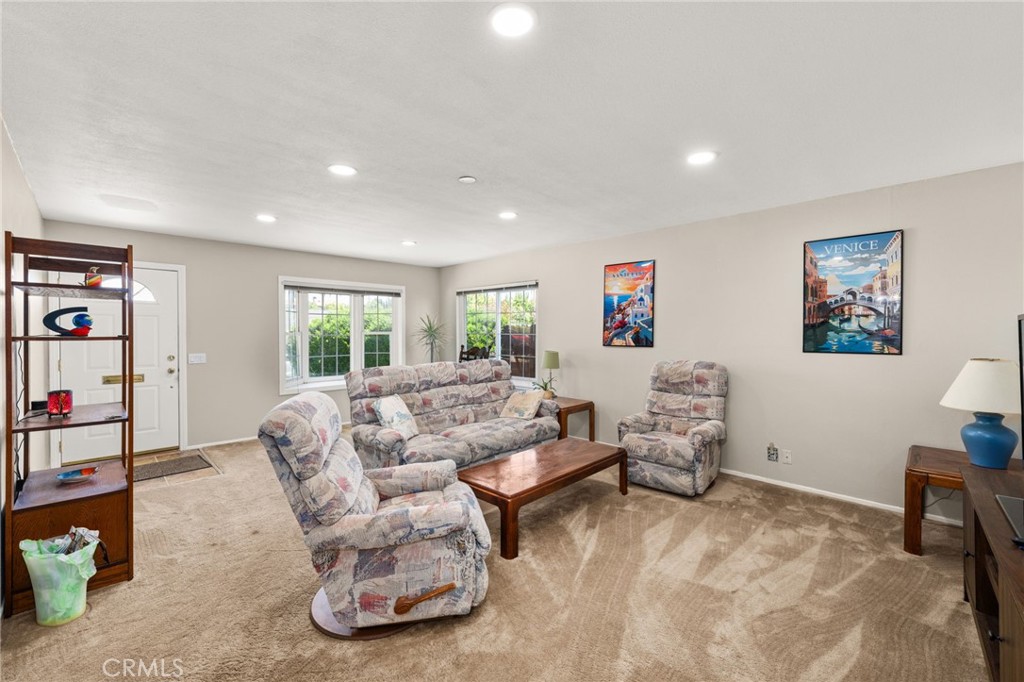 4681 Via Loma Linda