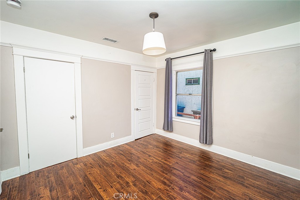 220 Palm Place