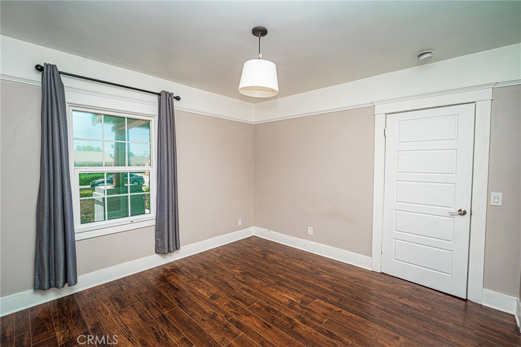 220 Palm Place