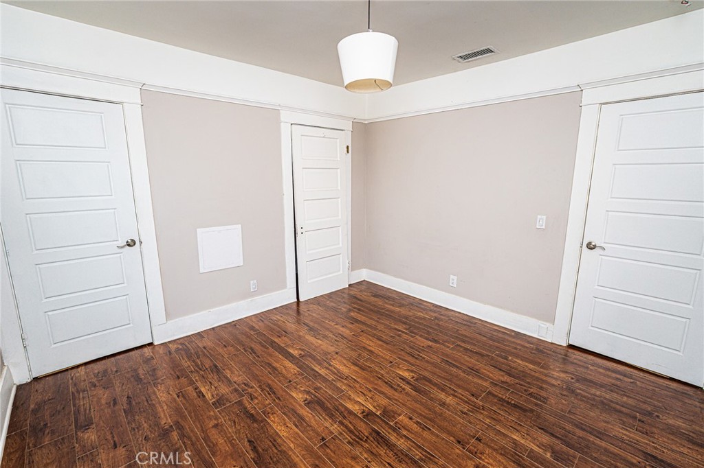 220 Palm Place