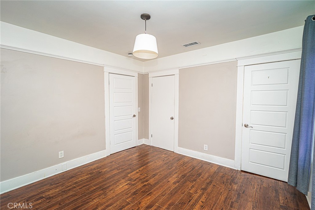 220 Palm Place