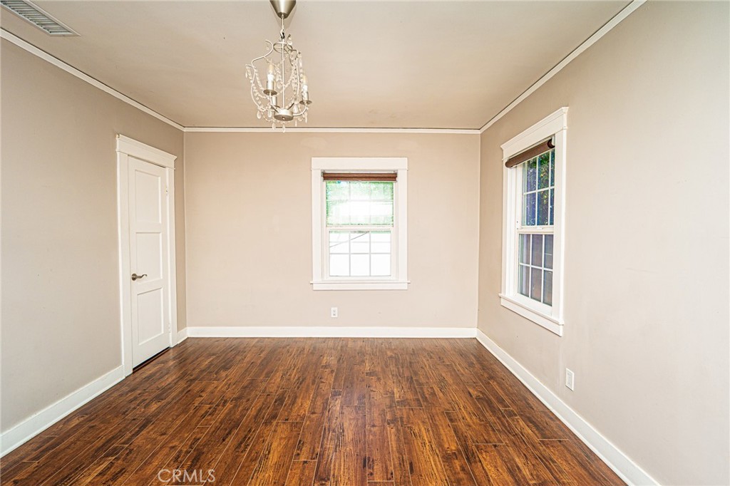 220 Palm Place