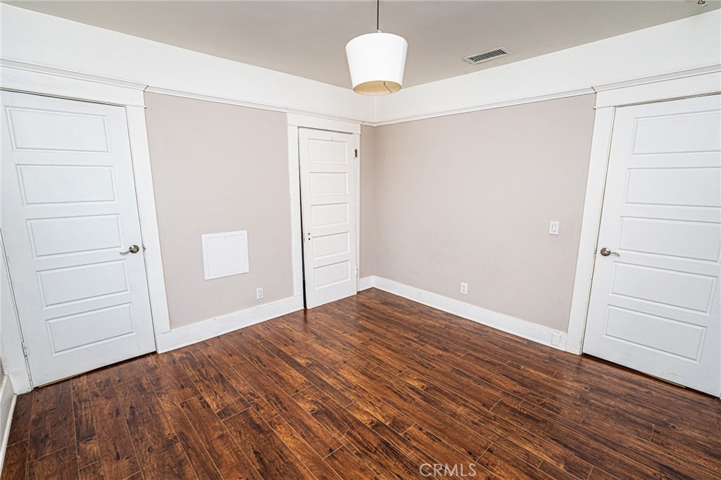 220 Palm Place