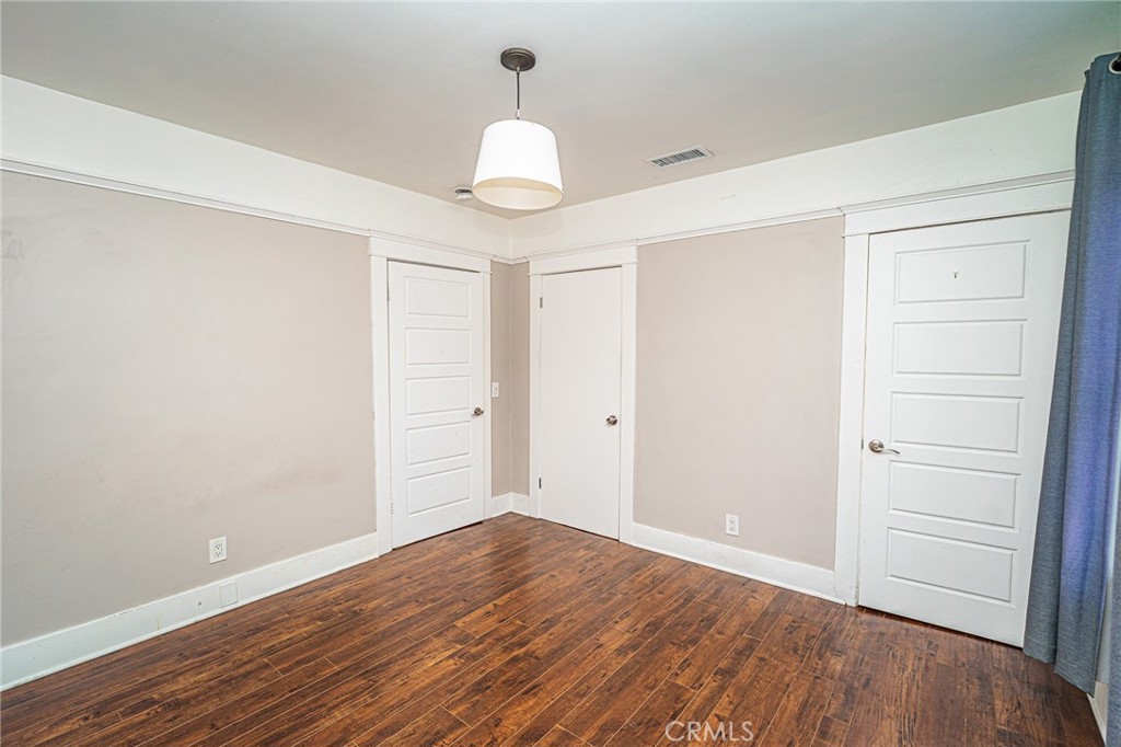 220 Palm Place