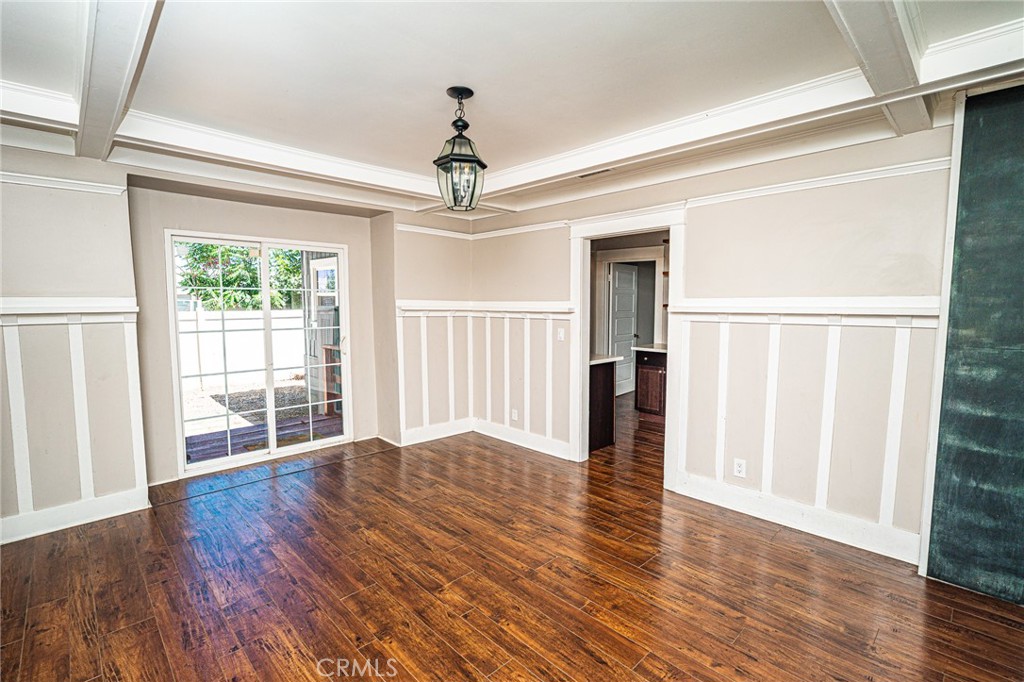 220 Palm Place