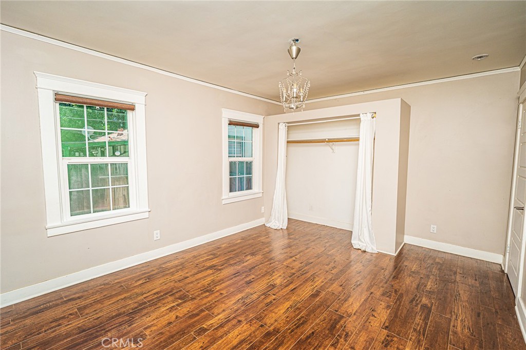220 Palm Place