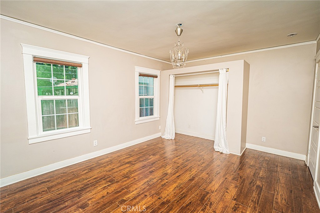 220 Palm Place