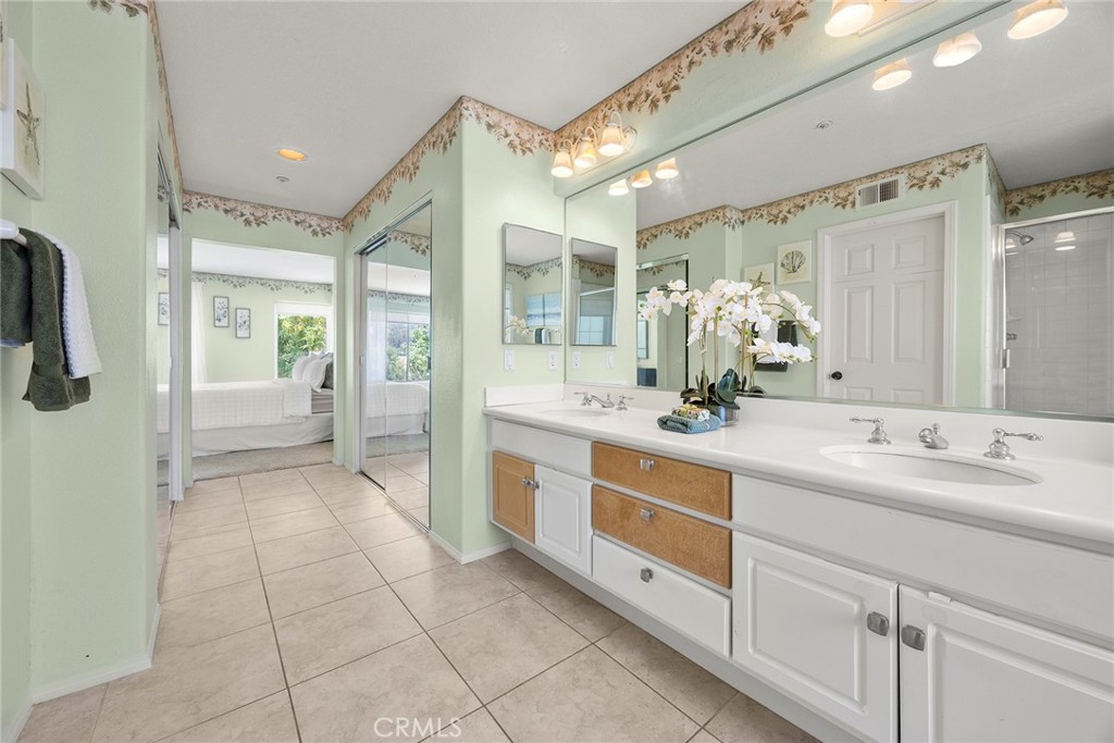 1320 Canterbury Lane