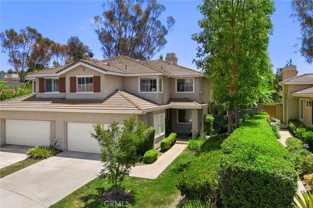 1320 Canterbury Lane