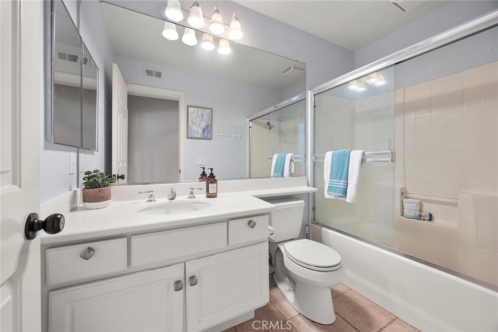 1320 Canterbury Lane