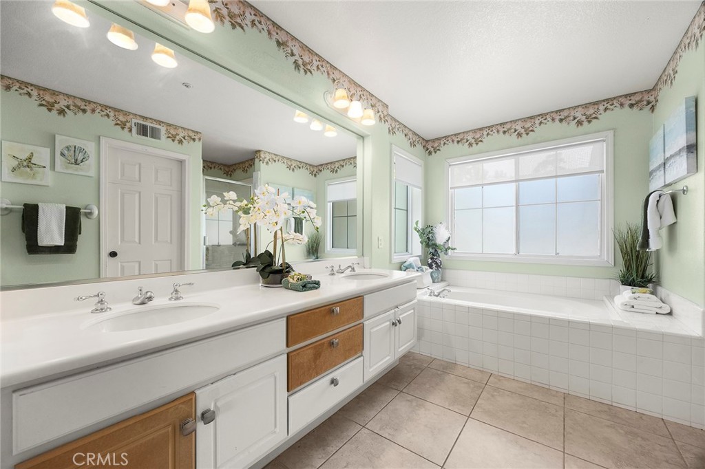 1320 Canterbury Lane