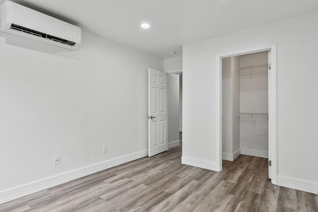 5404 Balboa Arms Drive 369