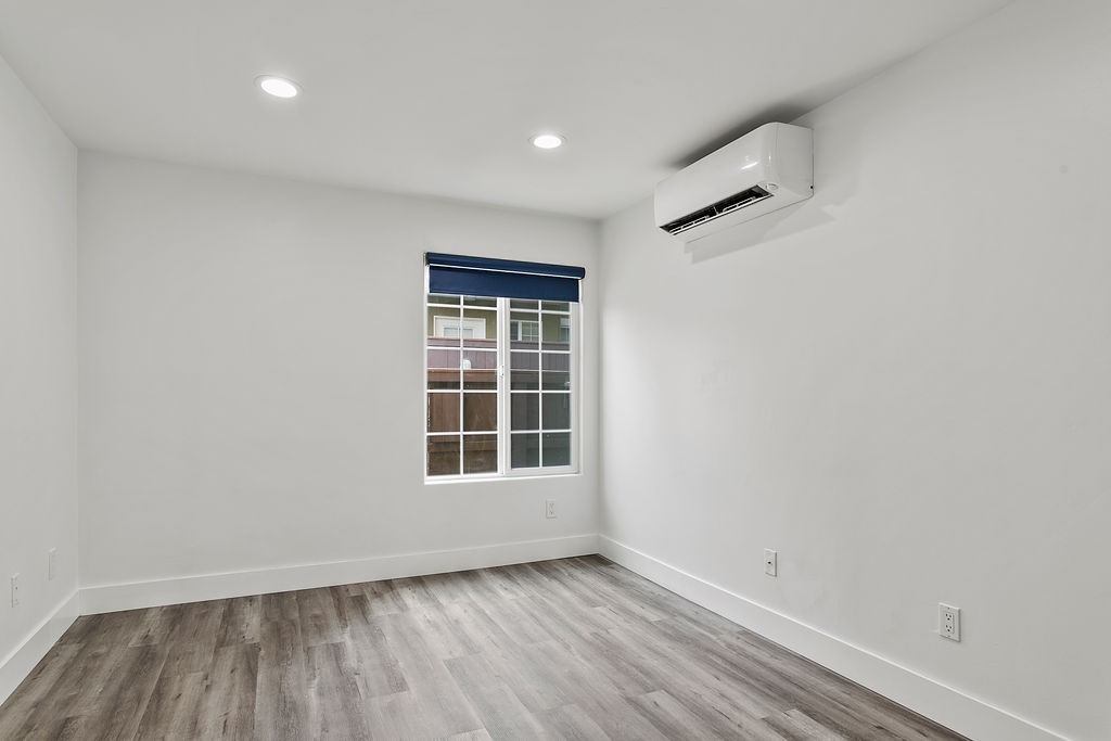 5404 Balboa Arms Drive 369