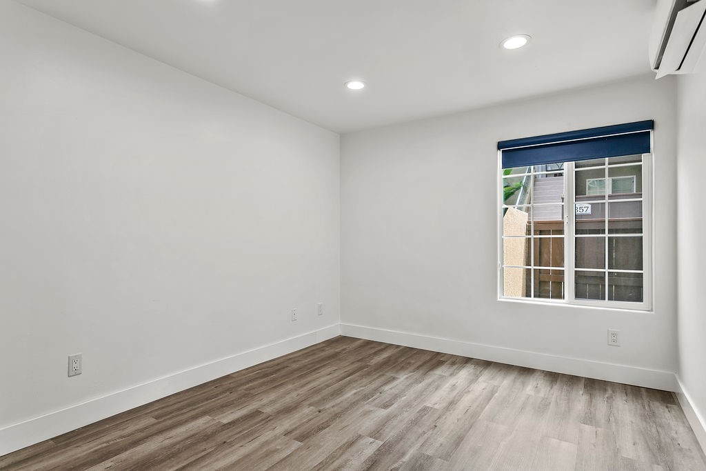 5404 Balboa Arms Drive 369