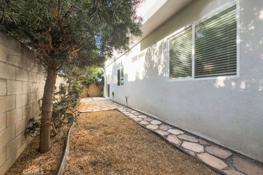 5612 Sprague Ave