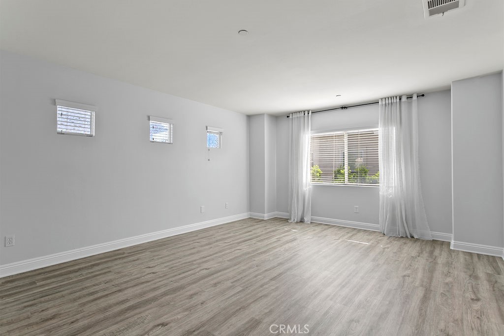 5612 Sprague Ave