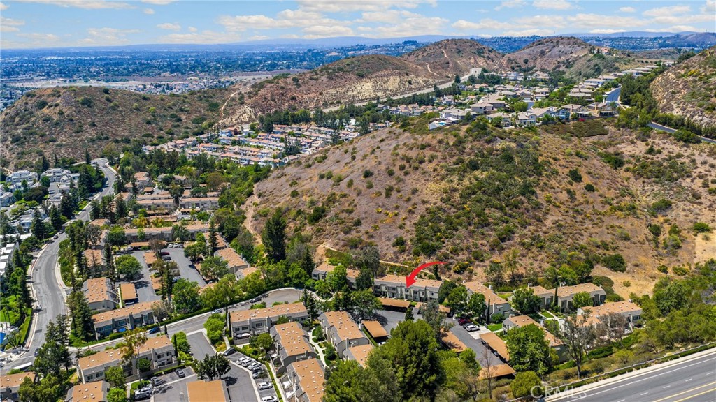 307 N Singingwood Street 32