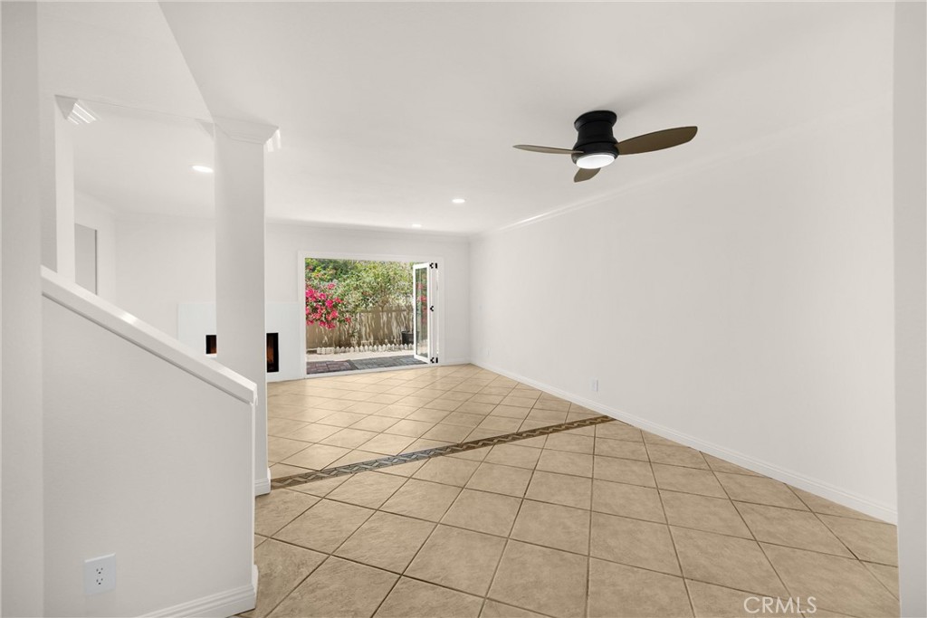 307 N Singingwood Street 32