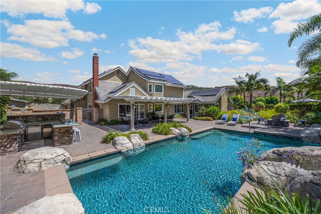 21210 Twin Oak