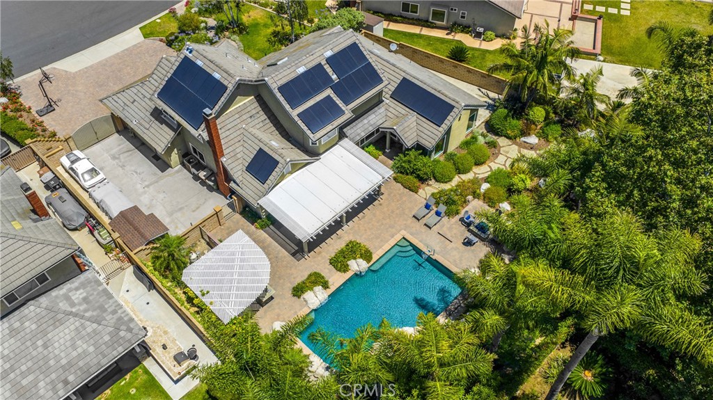 21210 Twin Oak