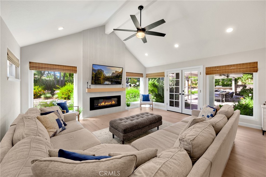21210 Twin Oak