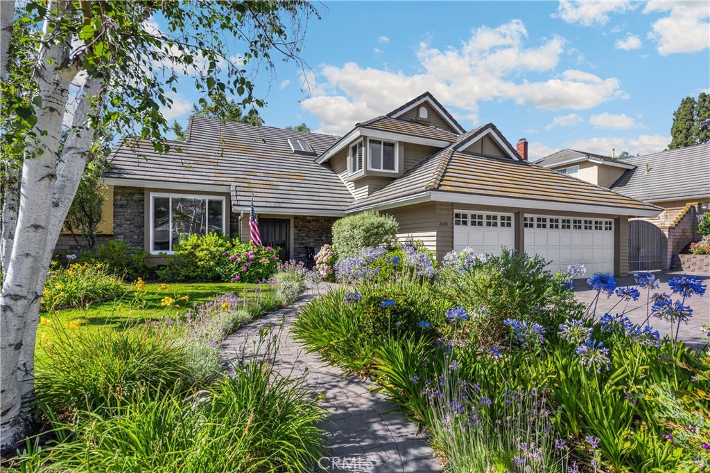 21210 Twin Oak