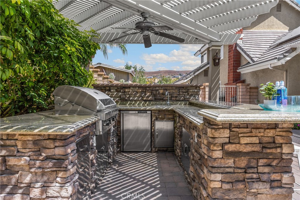 21210 Twin Oak