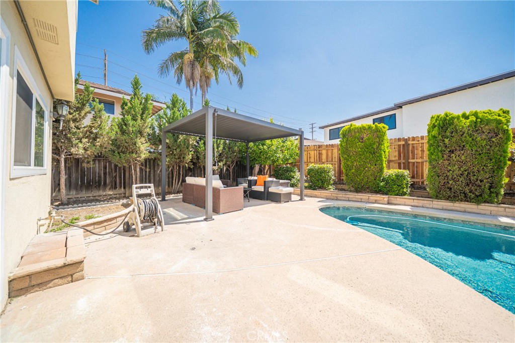3932 Bonita Place