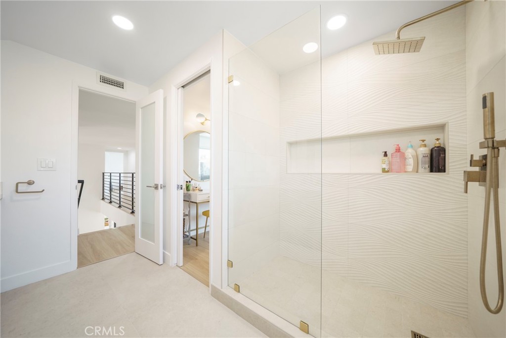 3932 Bonita Place