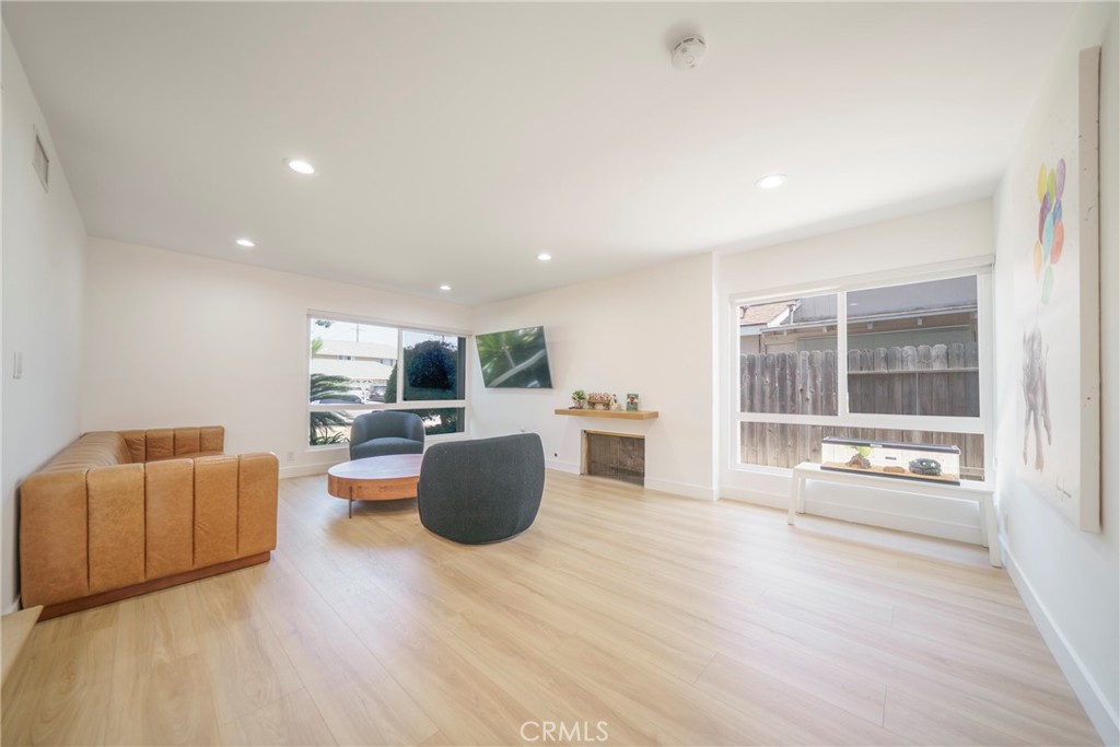 3932 Bonita Place