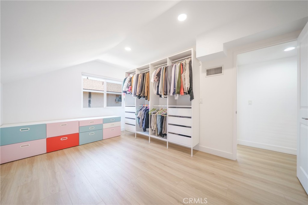 3932 Bonita Place