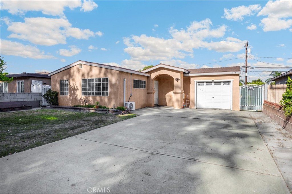 1533 S Sultana Avenue