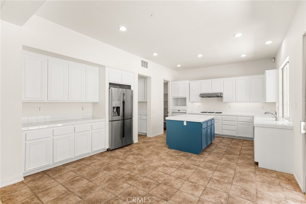 3959 Grandview Drive