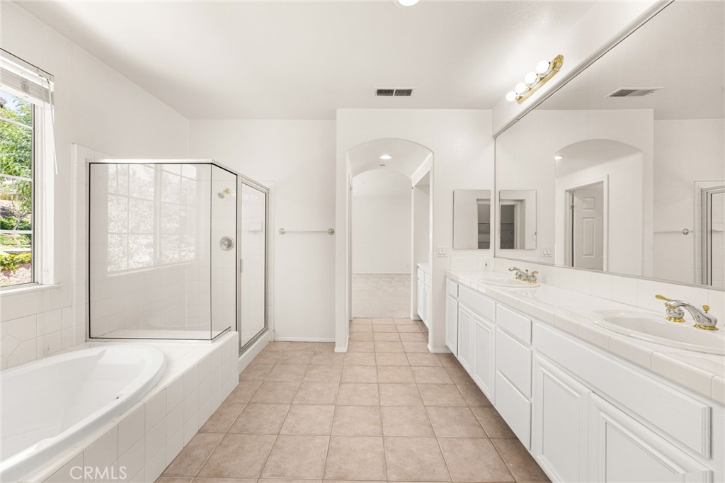 3959 Grandview Drive