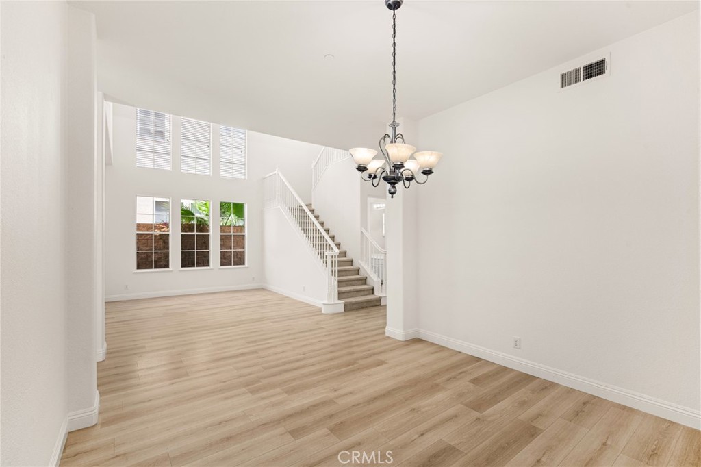 3959 Grandview Drive