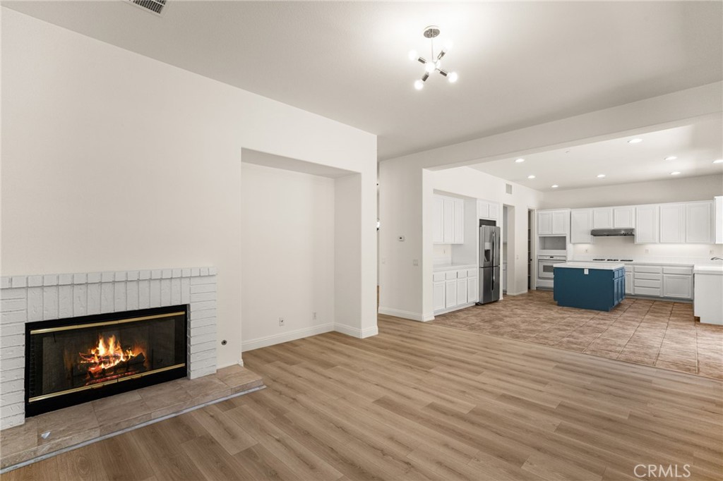 3959 Grandview Drive