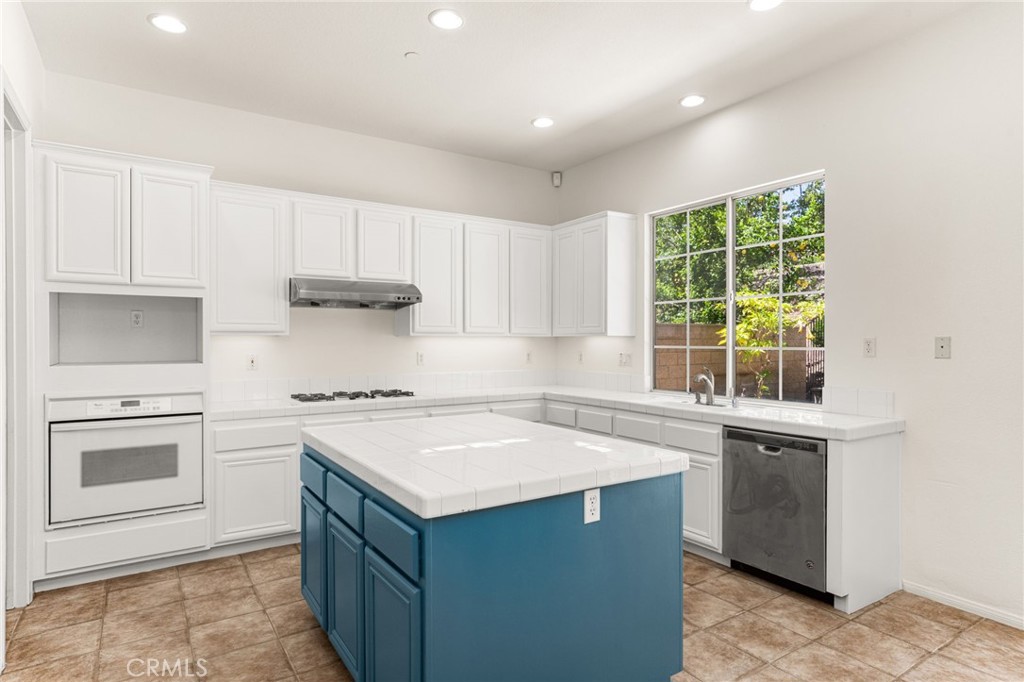 3959 Grandview Drive