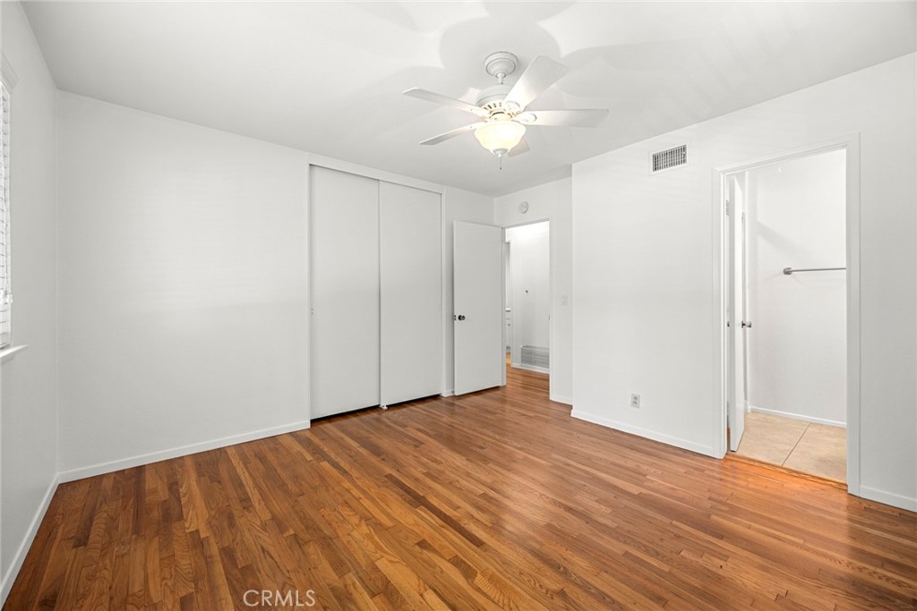 2825 Woodbine Avenue