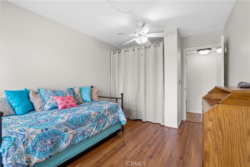 420 S Rolling Hills Place