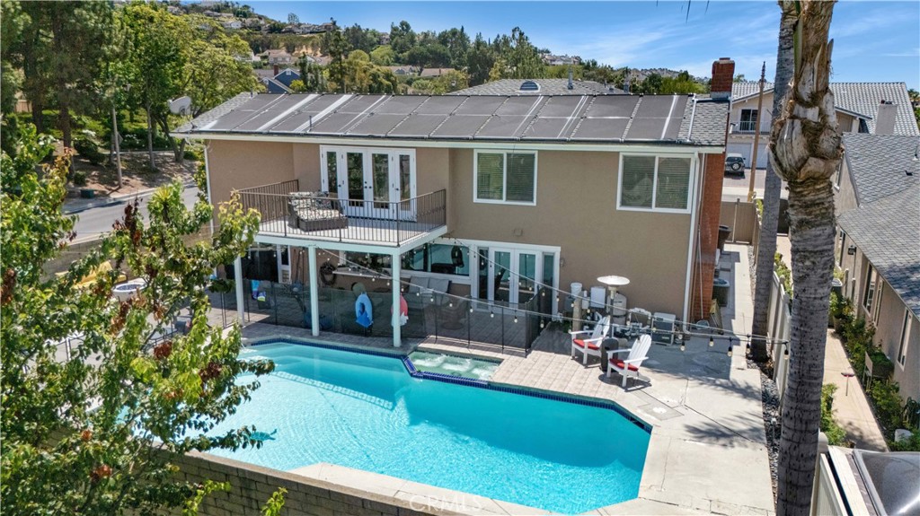 420 S Rolling Hills Place
