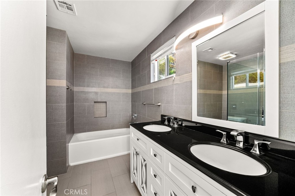 3751 Prestwick Drive
