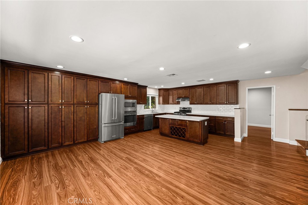 3751 Prestwick Drive